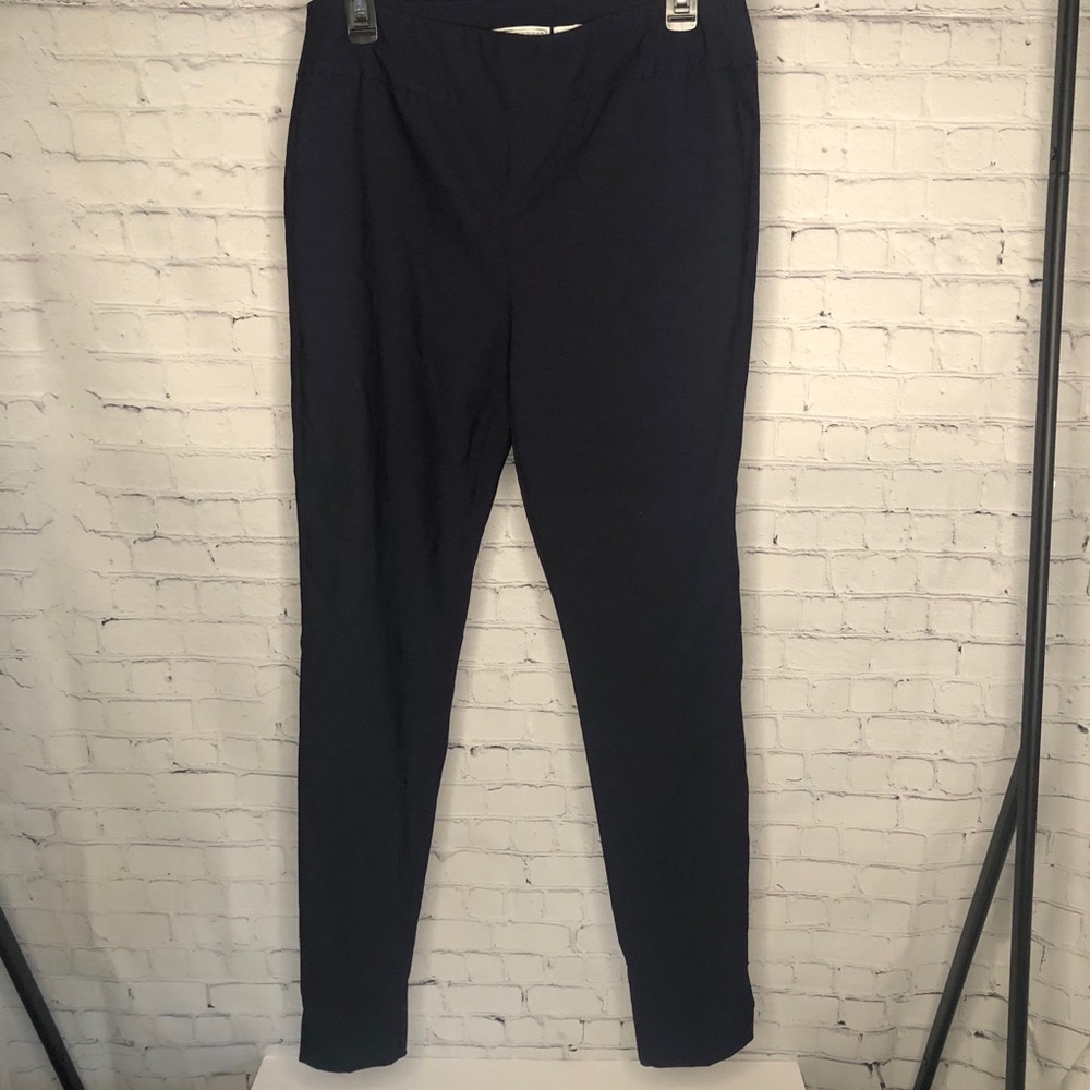 Dana Buchman Navy Pants Size: Medium